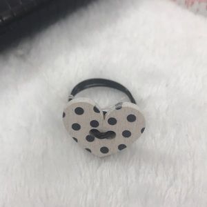 Black wired button ring